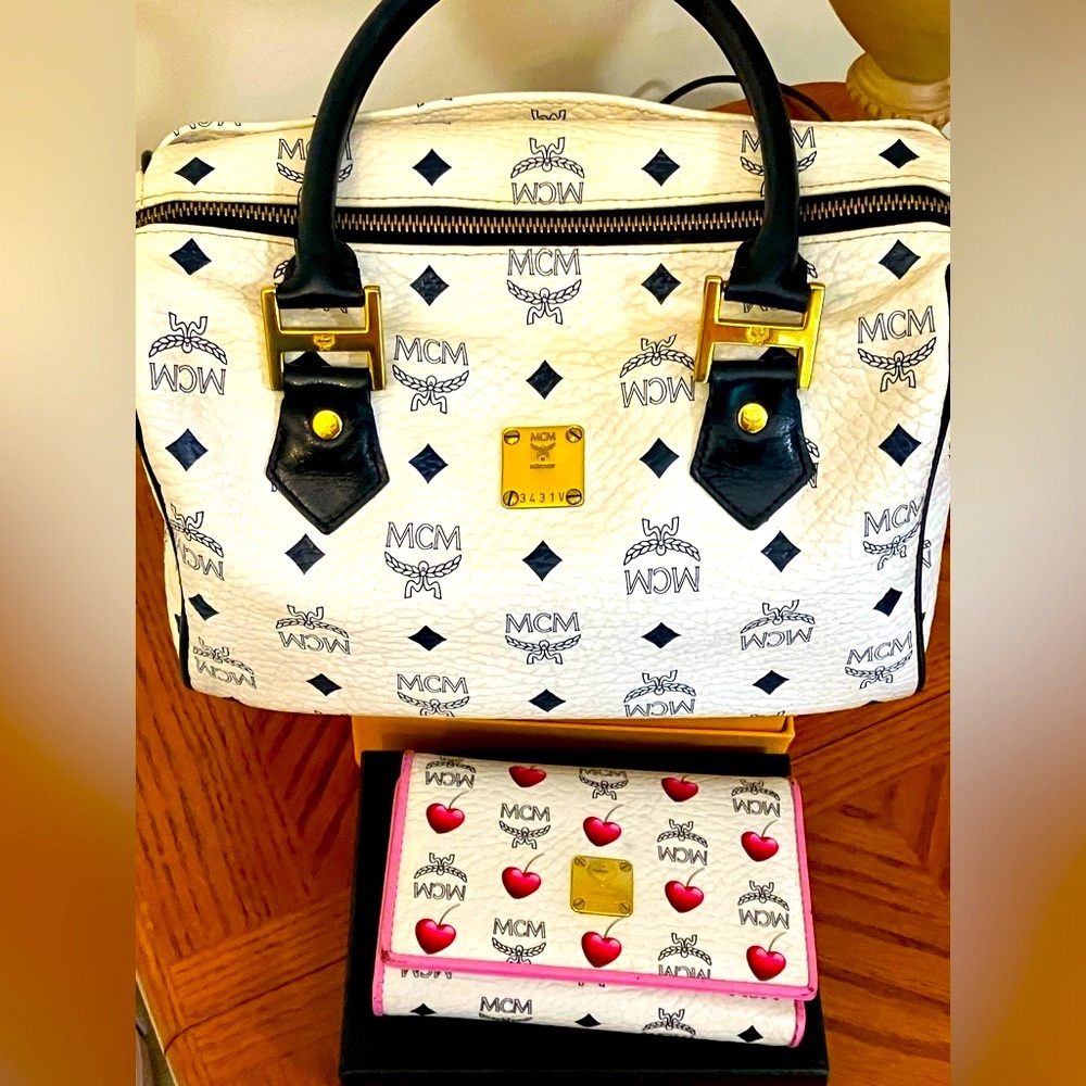 MCM VISETOS BOSTON BAG & MCM WALLET RARE AUTHENTIC EXCELLENT CONDITION